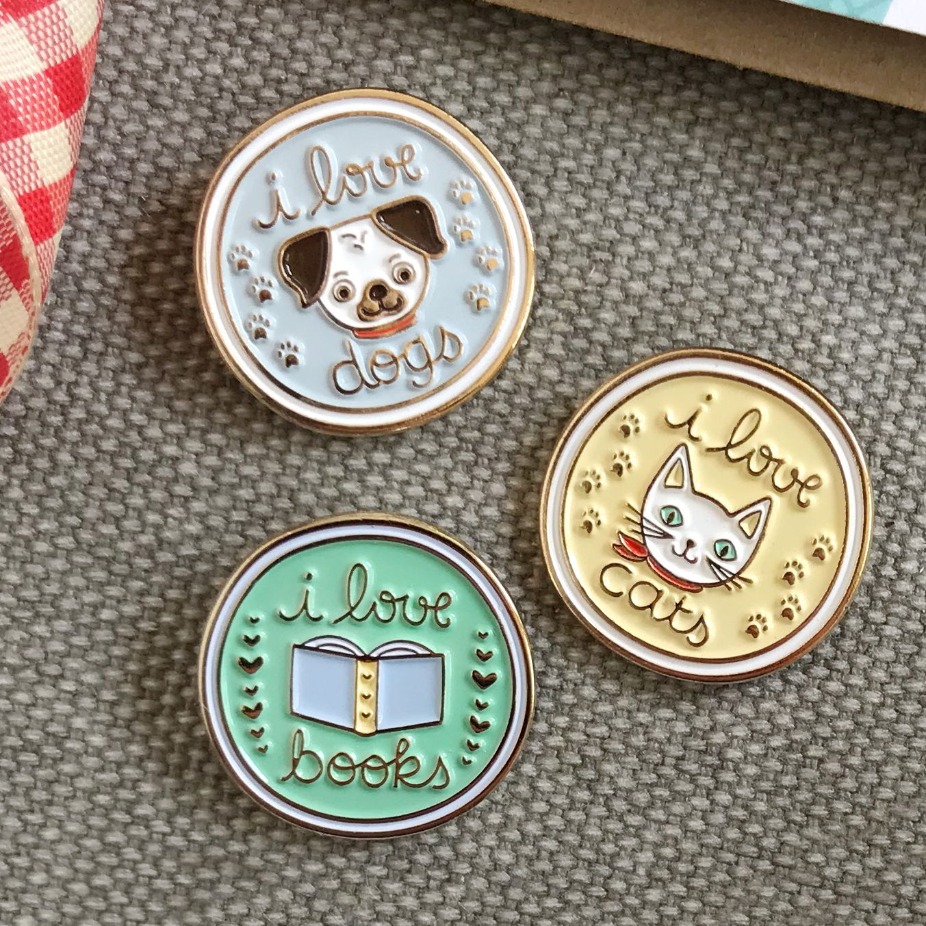 Love Cats Enamel Pin